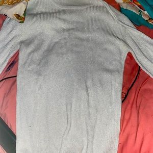 White silver turtle neck